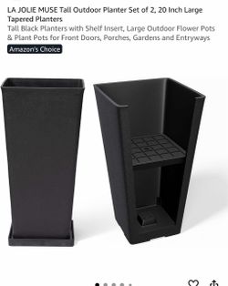 Set of 2 black planters