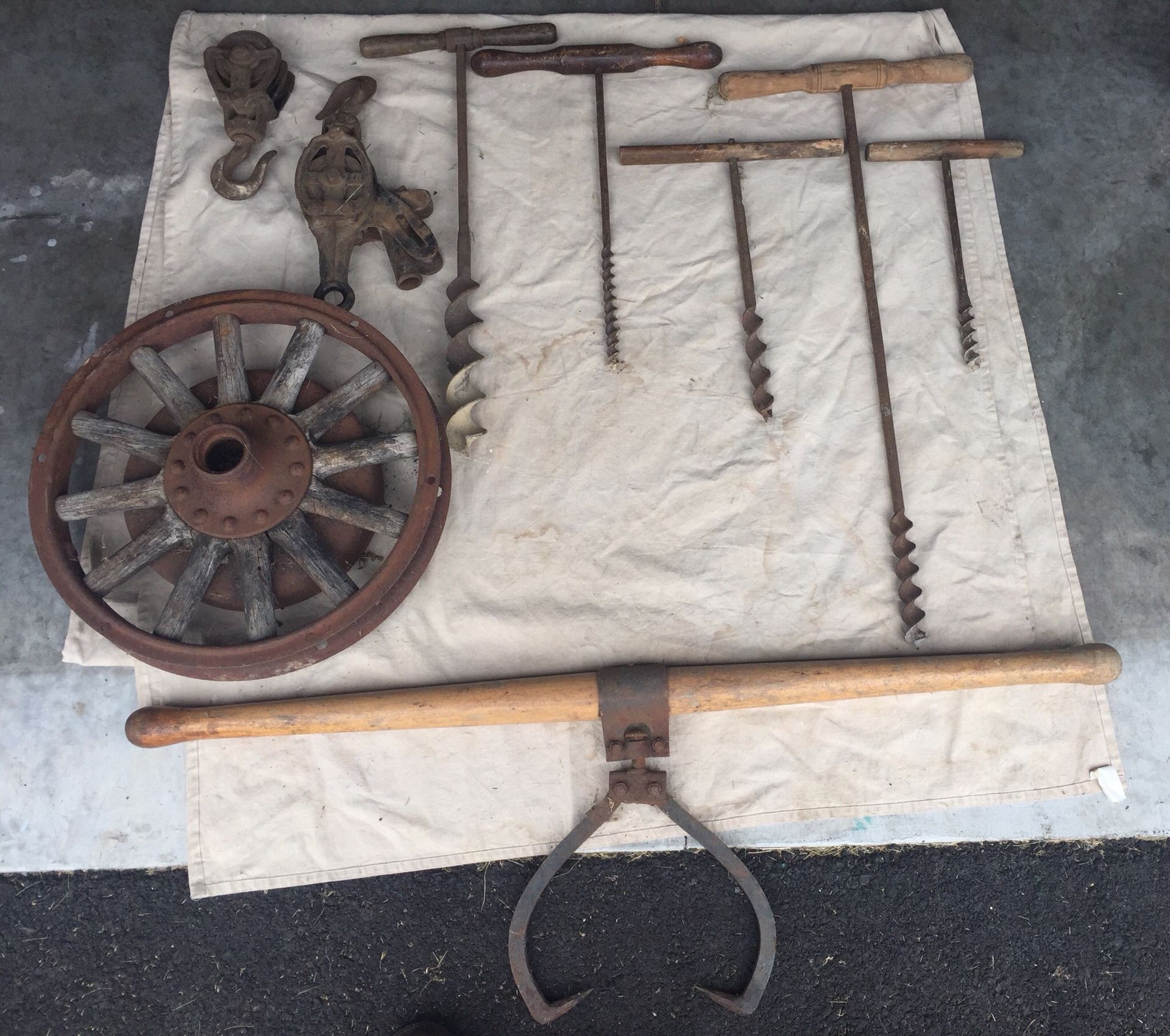 Barn finds antiques primitives