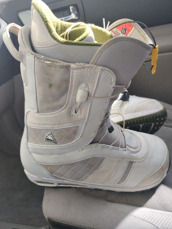 Snowboarding Boots Size 13