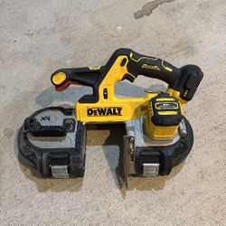 DEWALT 20V MAX Cordless Brushless Bandsaw