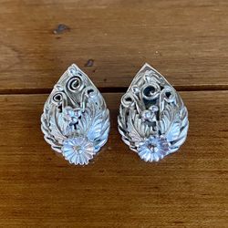 Vintage Native American Foliate Sterling Silver Squash Blossom Stud Earrings