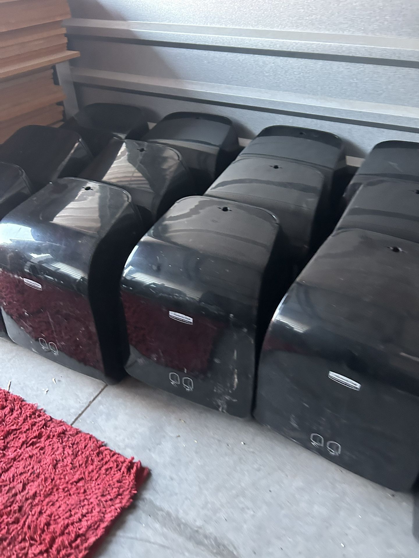 Napkin / Paper Towel Dispenser