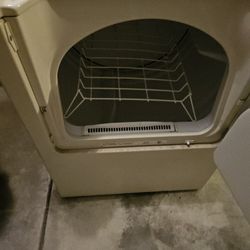 Maytag 3.7 cf Dryer 