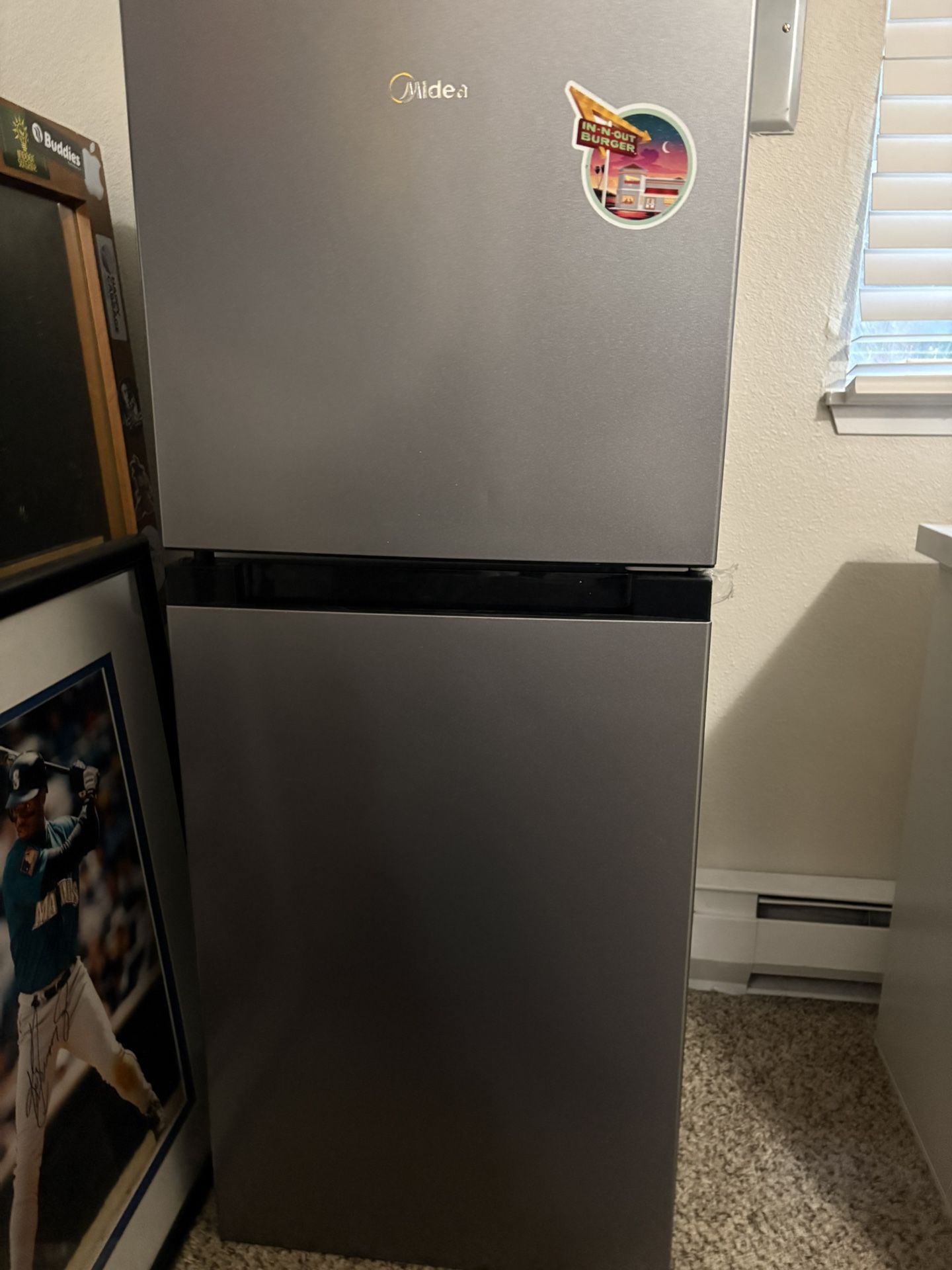Mini Fridge With Freezer