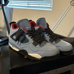 Air jordan 4s Travis Scott Cactus Jack