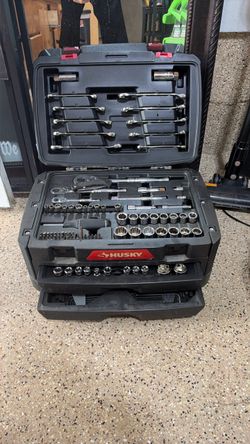 Husky tool box