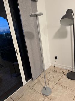 Gray Adjustable Floor Lamp – 3 Light Settings / Filming Light