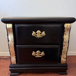 Nightstand 