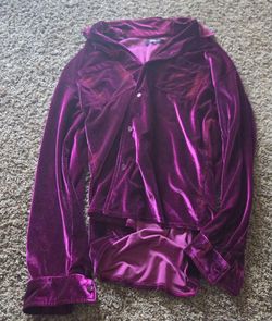 Fashion NovaMen Velvet Long Sleeve Button Up