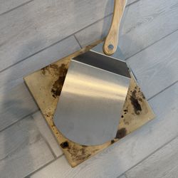 Bull BBQ Pizza Stone & Shovel