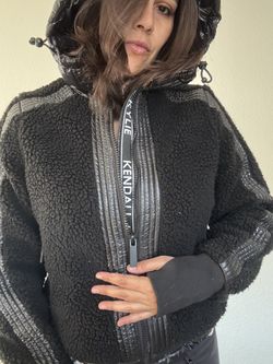 Kendall + Kylie Teddy Women’s jacket 