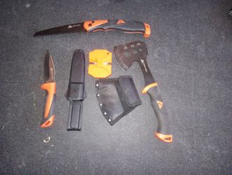 Camping tool set