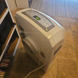 Portable air conditioner