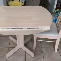 Brand new not used table with two chairs
