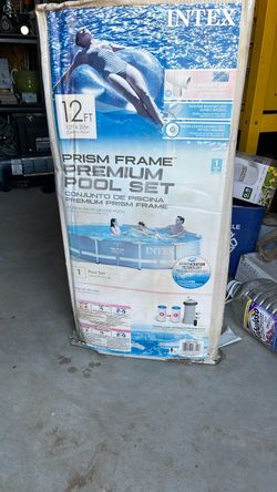 Pool set