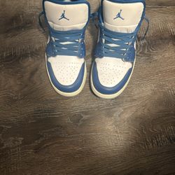 Jordan 1 Lows size 11