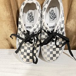 Vans era checkerboard size 3.5 old skool slip on Fair