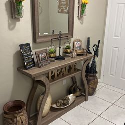 Recyver Table With Mirror 
