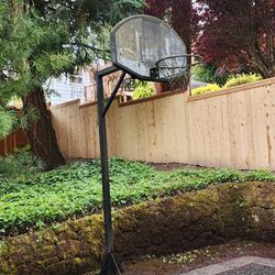 Free basketball Hoop and Post