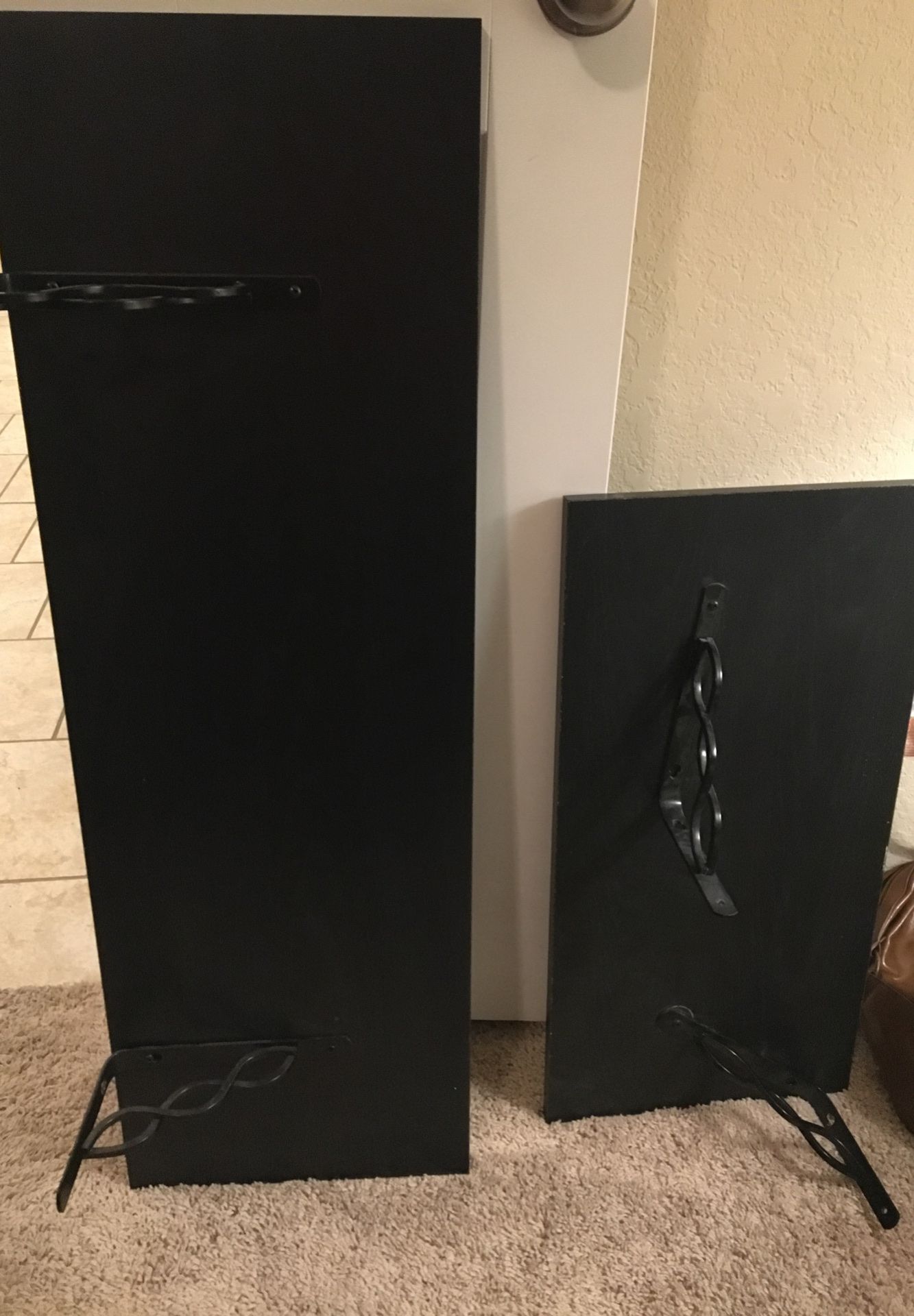 $ 20 Two small shelf’s