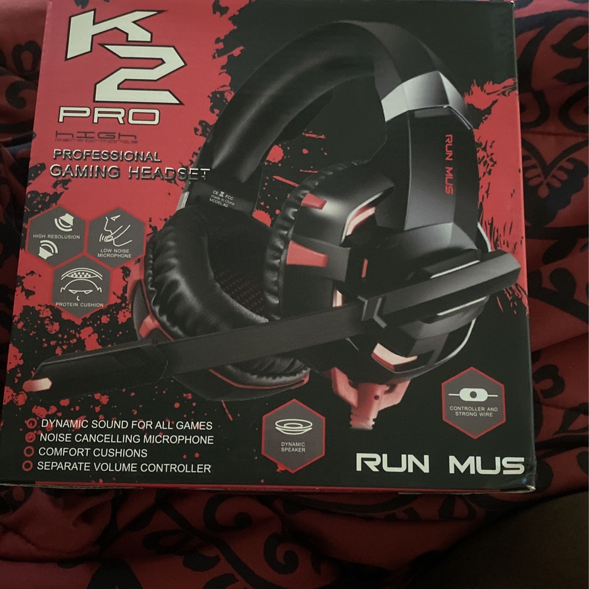 Gaming Headphones (Black & Red)