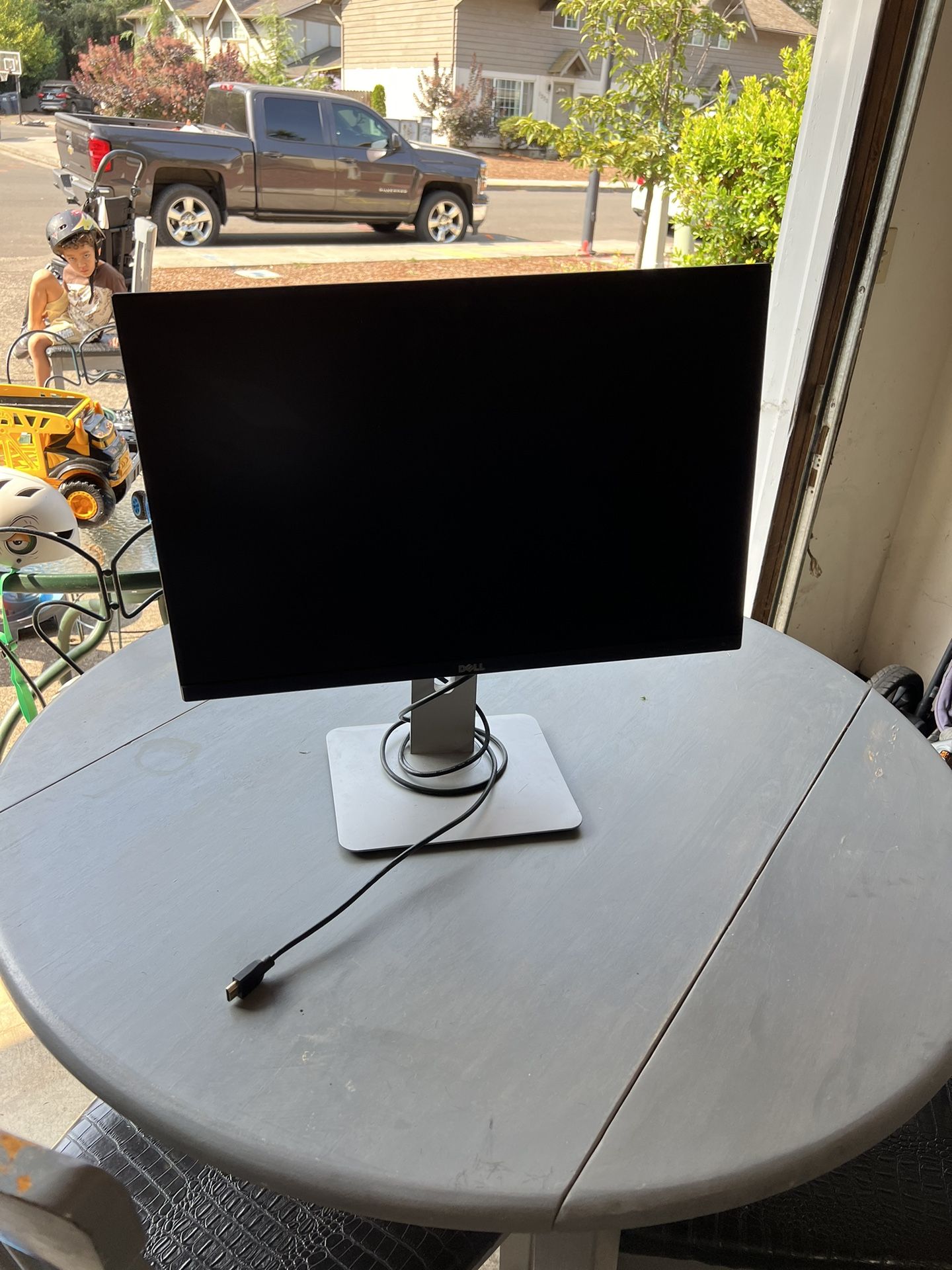 Dell Computer Monitor w/ Mouse