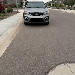 2013 Kia Sorento Fully Loaded 
