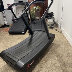 True Form Runner Slat Belt Curve Treadmill 