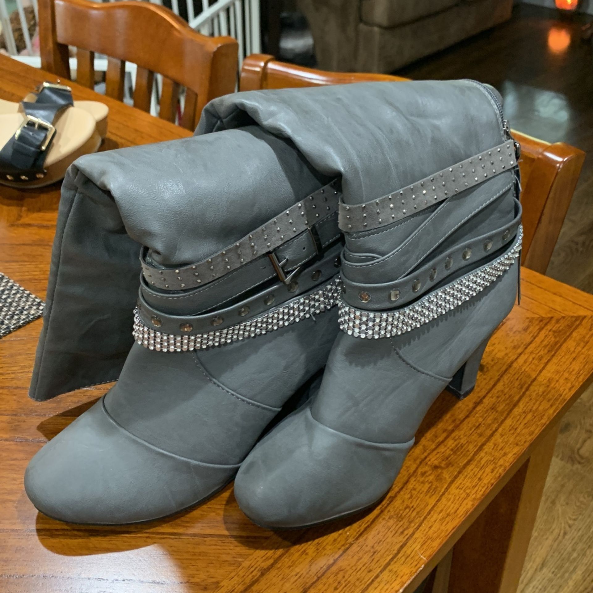 Women’s Dress Boots Like New 