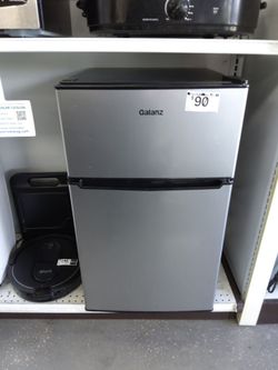 Galanz Mini Fridge with Top Freezer