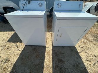Electric - Whirlpool Washer & Dryer Set – Works Great