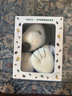 Starbucks x Snoopy plush