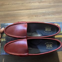 SAS Loafers Size 7.5