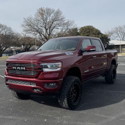 🌟 2021 RAM 1500 Crew Cab