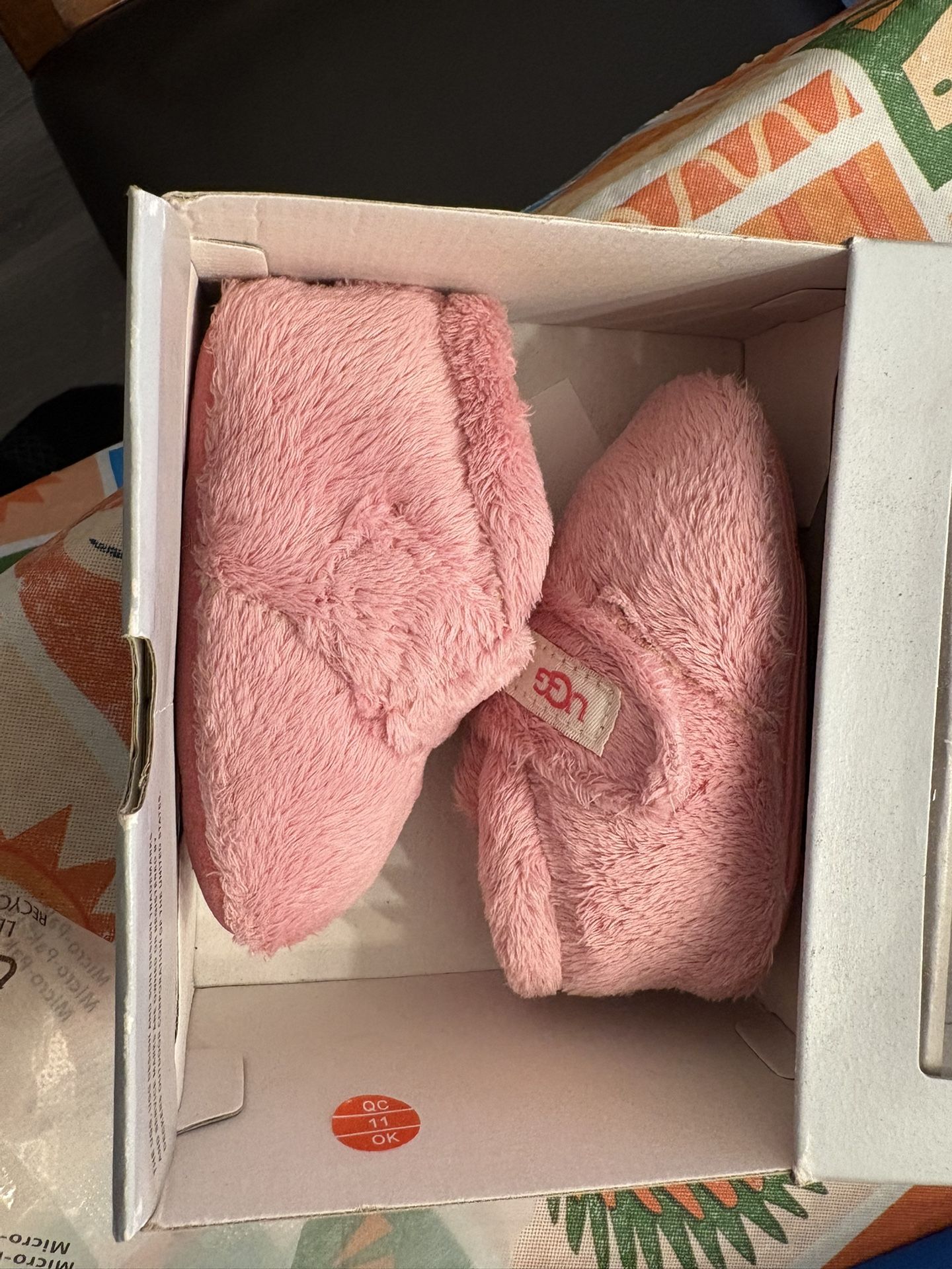 Baby Uggs Size 2/3