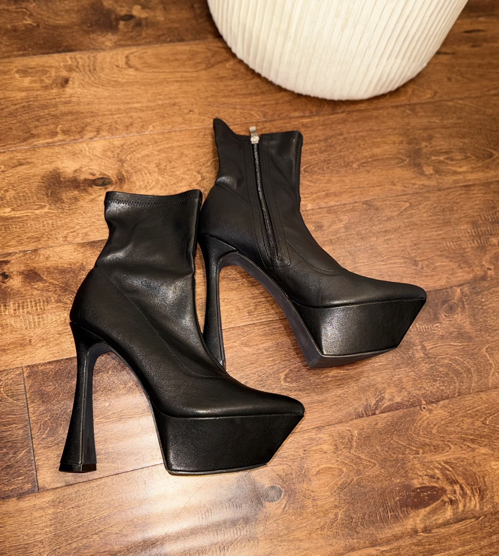 Platform Boots / Heels