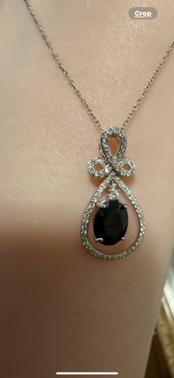 New GORGEOUS Oval Black Sapphire and Sterling Silver Floating Pendant with 18”