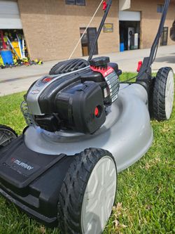Murray Gas Push Lawn Mower with Briggs & Stratton Engine no bag