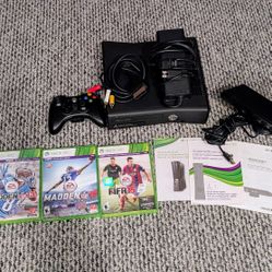 XBOX 360 w/ 1 Controller, Kinect, UDraw, & Games