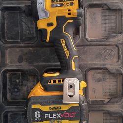 DeWalt DCF860 atornillador de impacto