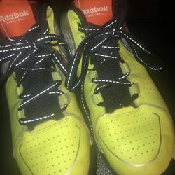 REEBOK Midtop Neon Sneakers. Size 3 Youth