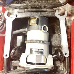 Porter Cable Adjustable Depth Router Model 1001-T2 with a brand new set of router bits to go with it! 