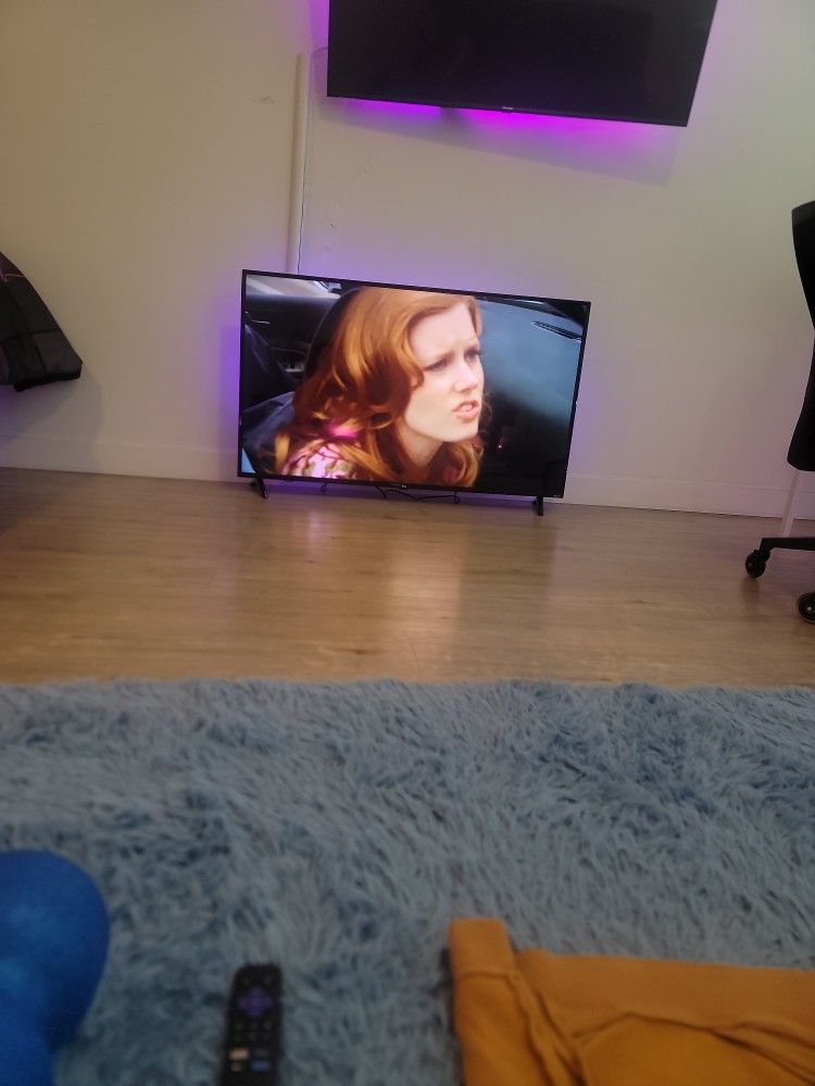 55 Inch 4k Led Onn Roku - Bought Few Months Ago Works Perfect