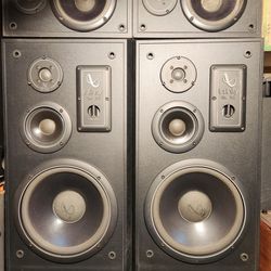 Infinity SM112 speakers

