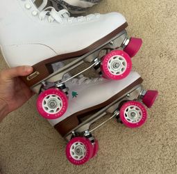 Women’s Roller Skates- Size 8