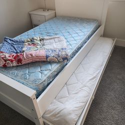 White Trundle Drawer On Wheels For Twin Bed