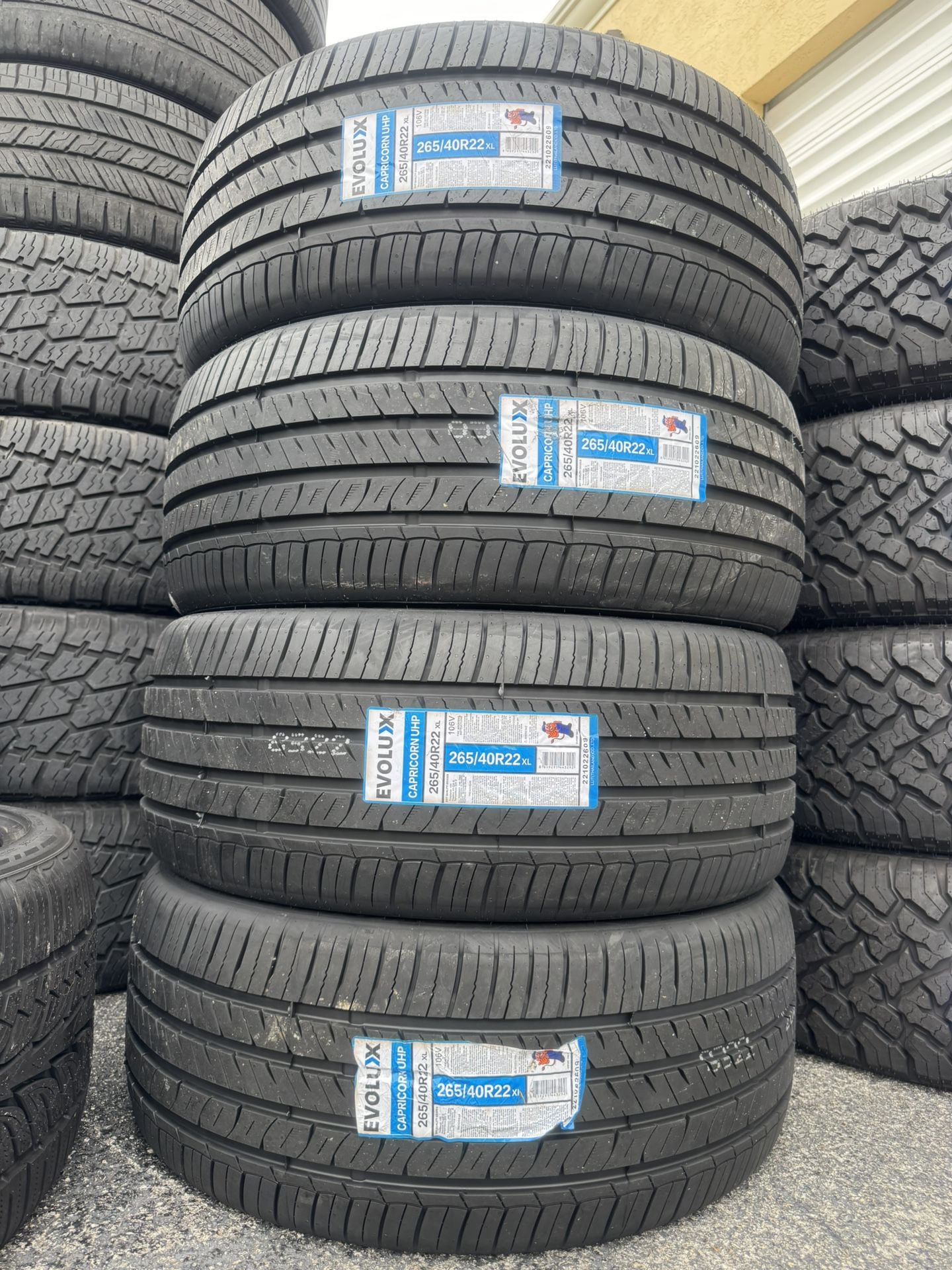 Set Evoluxx 265 40 R22