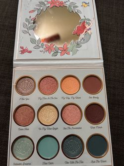 Little mermaid eyeshadow palette