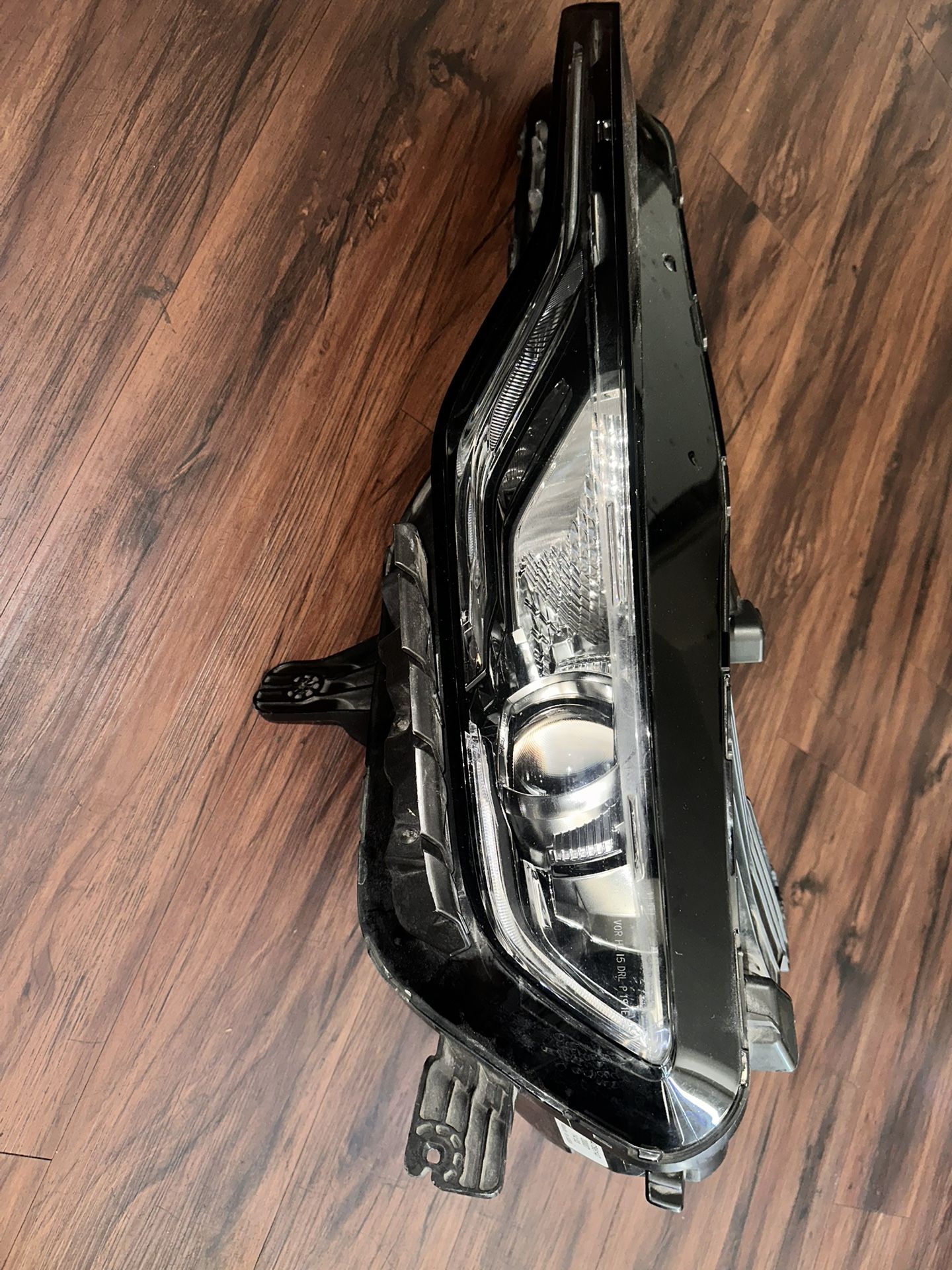 2019/2020/2021/2022/2023 Chevrolet Camaro Left Headlight