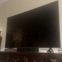65 Inch SAMSUNG TV 